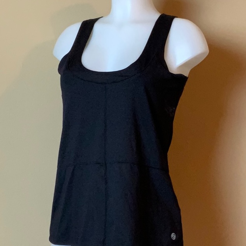 Lija Tank